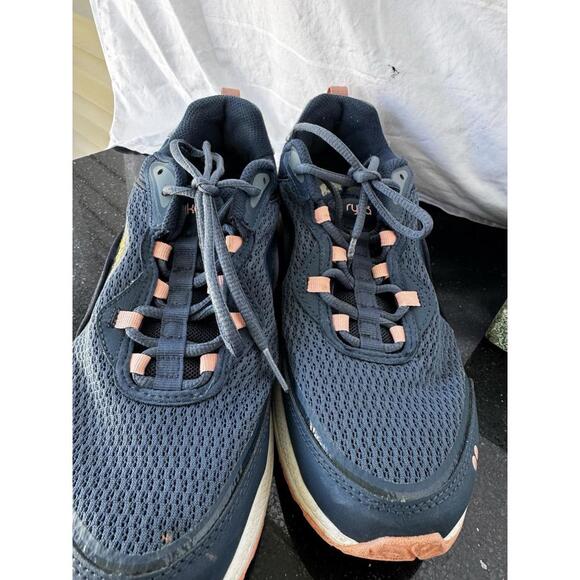 Ryka Shoes - Ryka Womens "Belong" Sneakers Sz 9.5M Navy with pink accents support